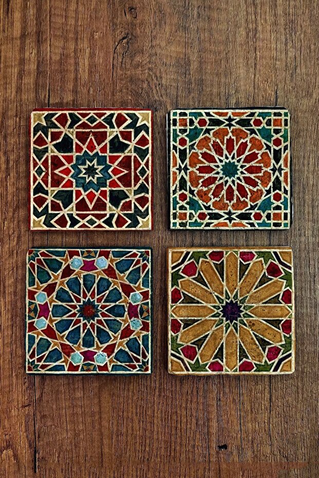 طقم قواعد أكواب من الحجر الطبيعي مطبوع بنمط هندسي 4 قطع 10 × 10 سم - قواعد حجرية