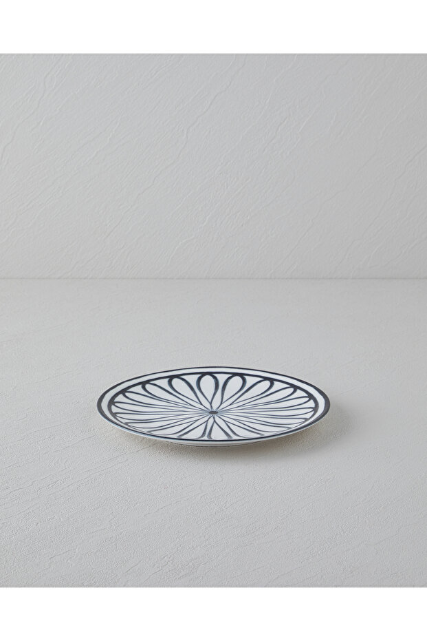 Monarch Porcelain Pasta Plate 19 cm Black - White