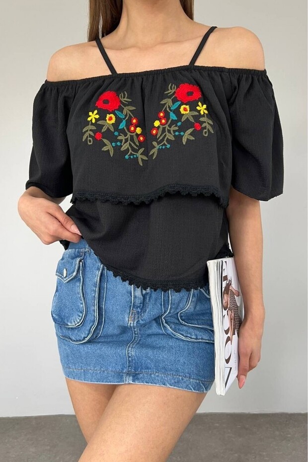 Rose Embroidered Laced String Strap T-Shirt