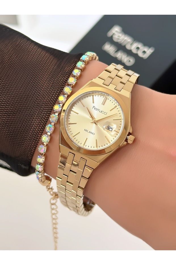Gold Color Steel Strap Waterproof Guaranteed Wristwatch with Bracelet Gift