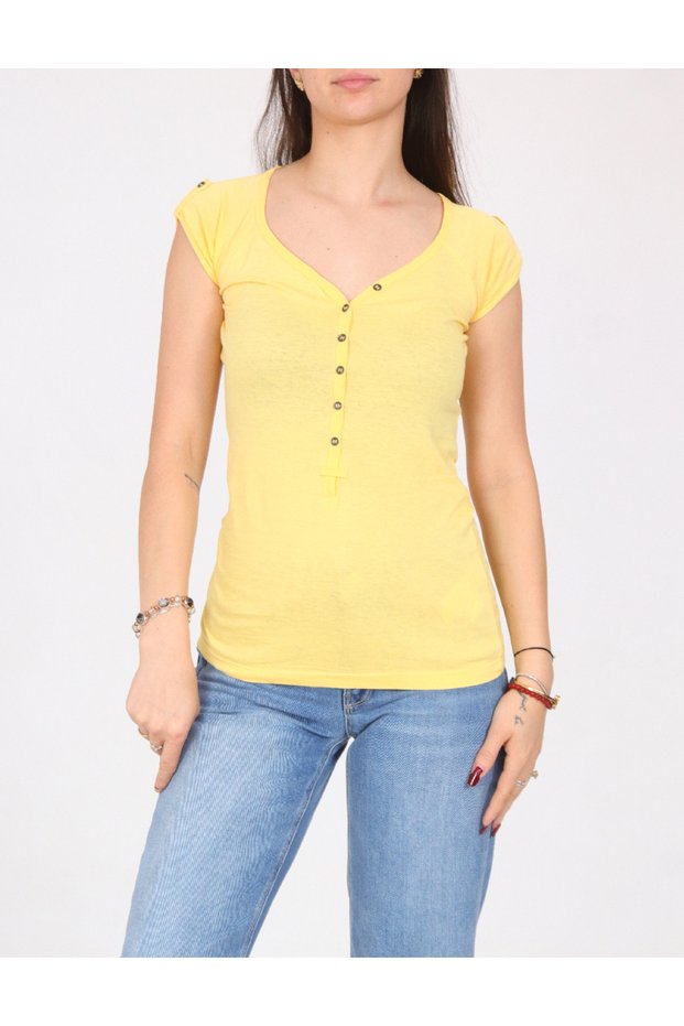 Tricou, Galben
