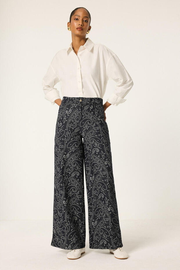 Shawl Patterned Thin Gabardine Pants