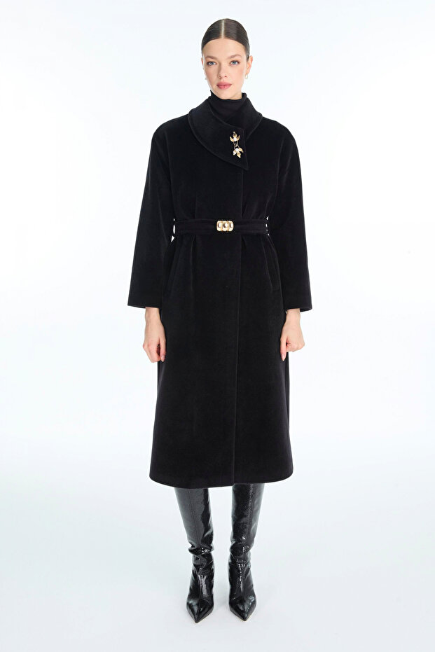 Brooch Detailed Belted Coat Black 13977