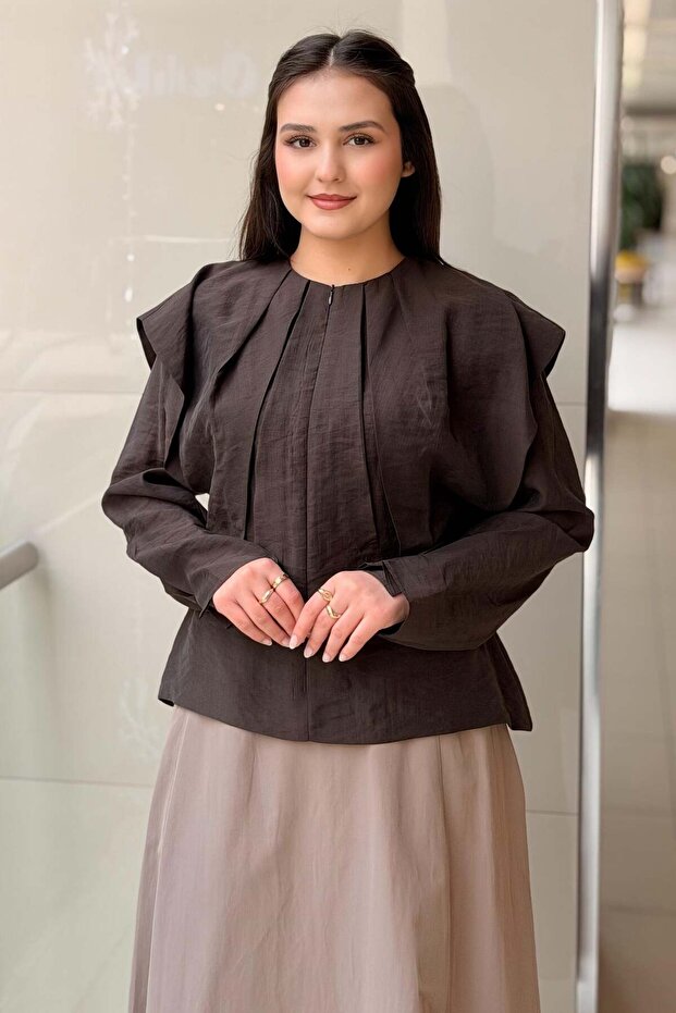 Short Tunic with Pleated Layers on the Front