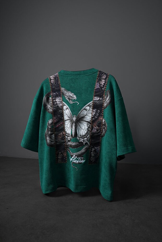 تيشيرت رجالي باللون الأخضر بتأثير الغسيل من Green Trace Patch Box Fit