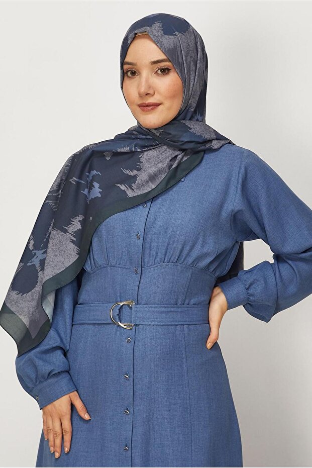 شال بنقشة زهور 8632