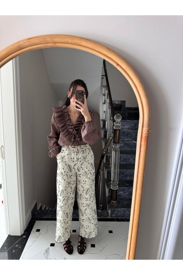 Bohemian Style Flared Sleeve Detailed Ruffled Stylish Blouse
