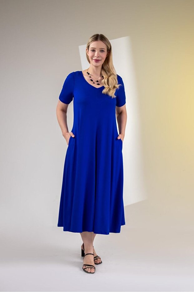 Women's Plus Size V-Neck Dress Black