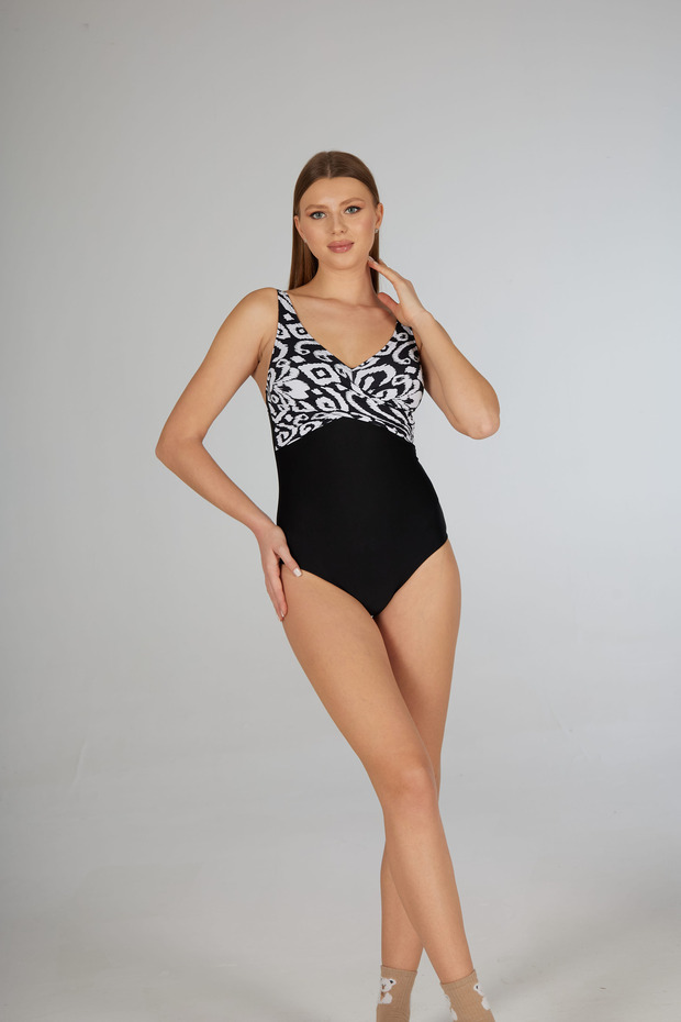 Double-Breasted Neckline Gathering Swimsuit