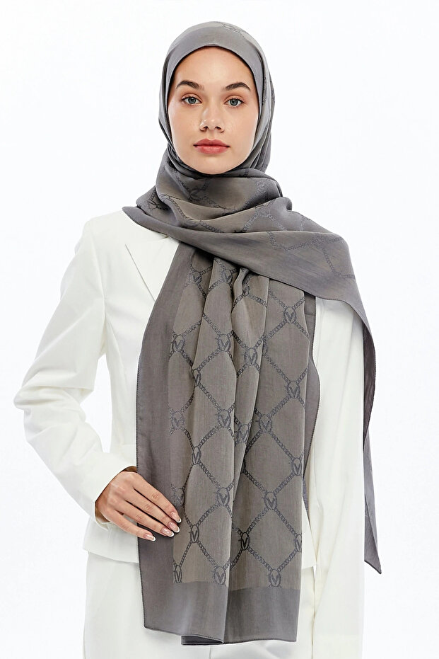 شال بنمط مونوغرام من سلسلة أليا
