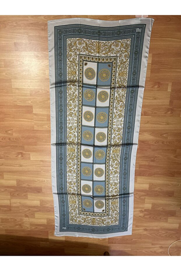 شال يوريو من ماركة كريب