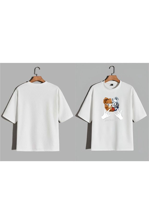Oversized T-Shirt with Glasses-Wearing Bear Print