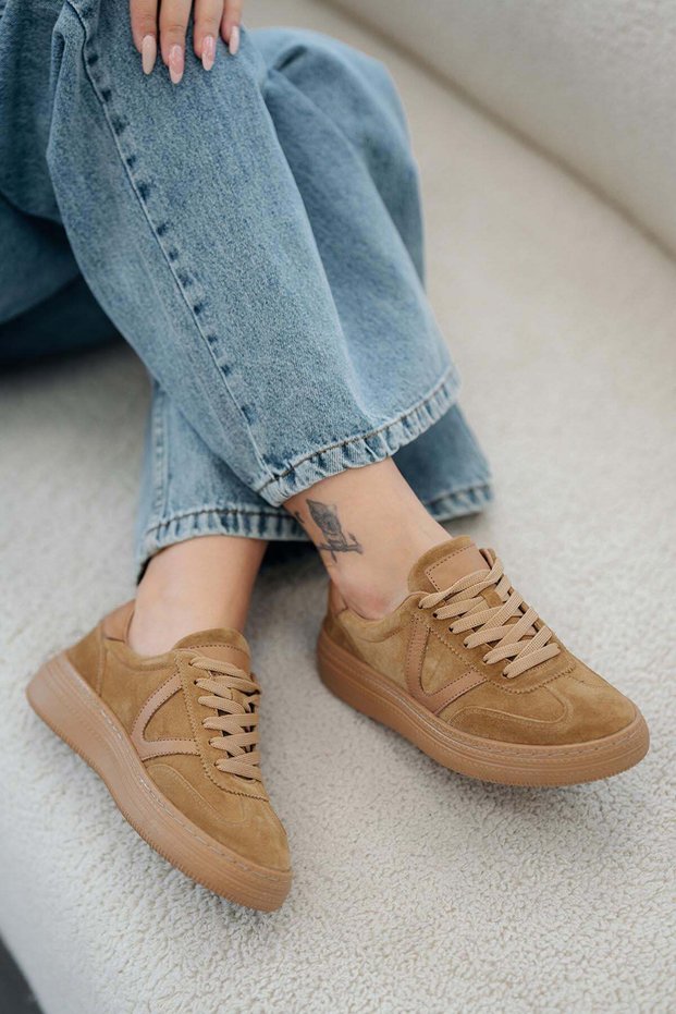 Signa Women's Lace-Up Genuine Suede Leather Sports Shoes Camel
