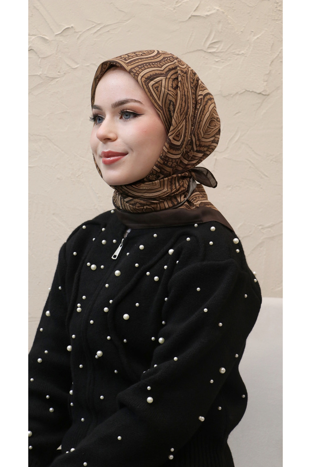 وشاح قطني هندي بنمط عرقي