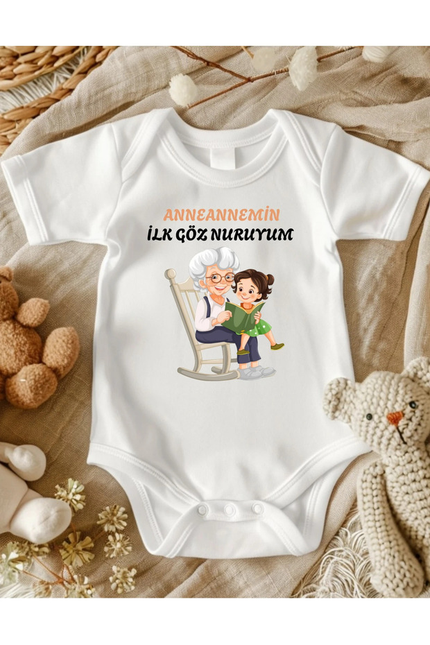 Grandmother Written Baby Bodysuit 100% Cotton 32