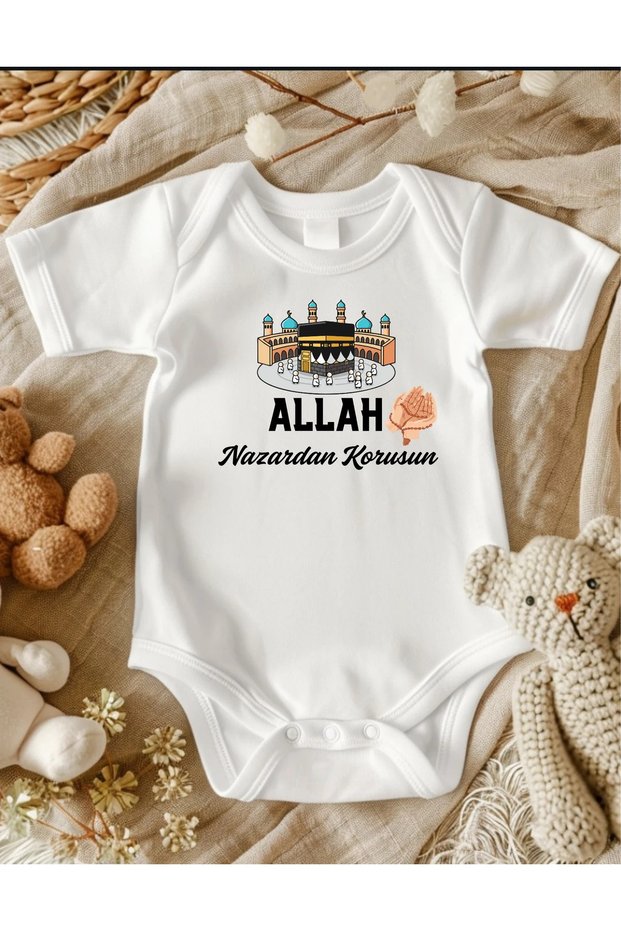 Baby Bodysuit with Mom and Dad Written on It - 12