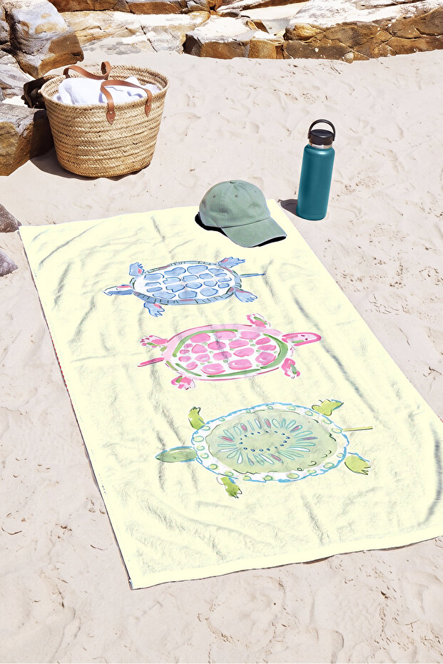 Children's Beach Towel with Sea Turtle Figure - Pastel Marine Quick-Drying Microfiber Towel
