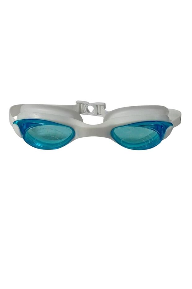 Swimming goggles