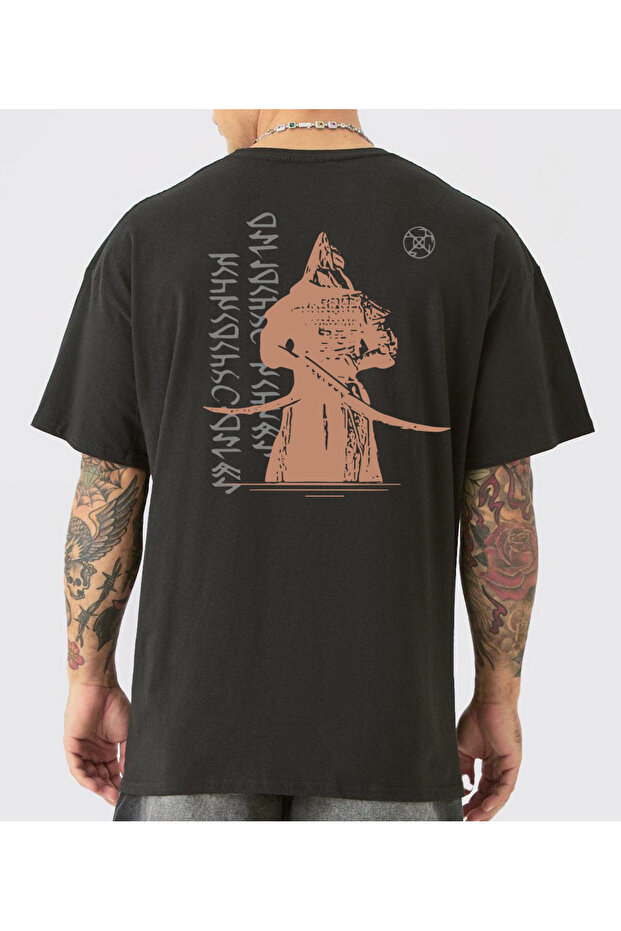 Cengizhan Special Design Oversize T-Shirt with Göktürk Alphabet Back Print
