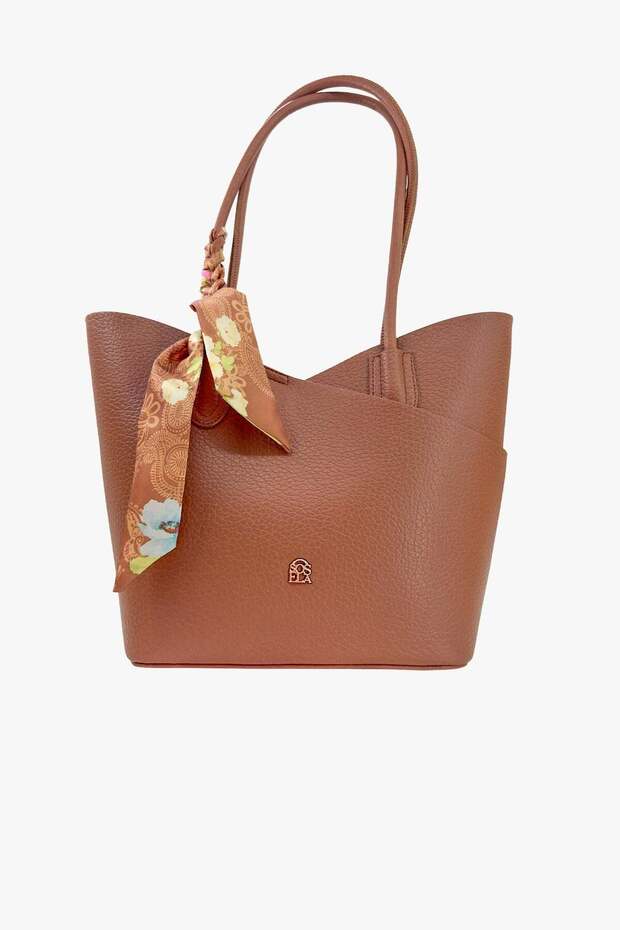 67-8133 Women's Tan Shoulder and Shoulder Bag