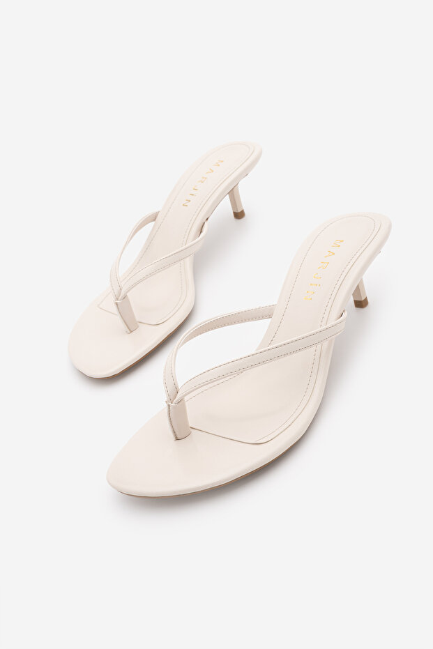 Women's Classic Short Heeled Flip Flops Zipos Ecru