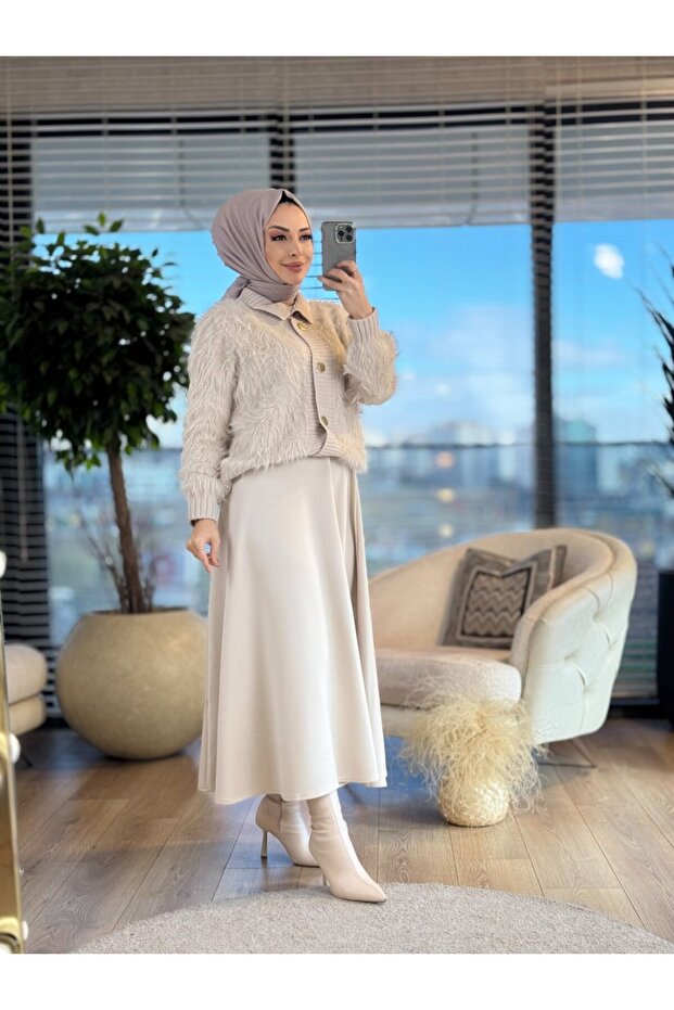 24w2022 olis plush cardigan beige