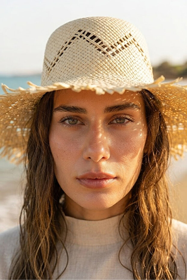 Beige Wide Straw Hat with Fringe Detail Hsr2611