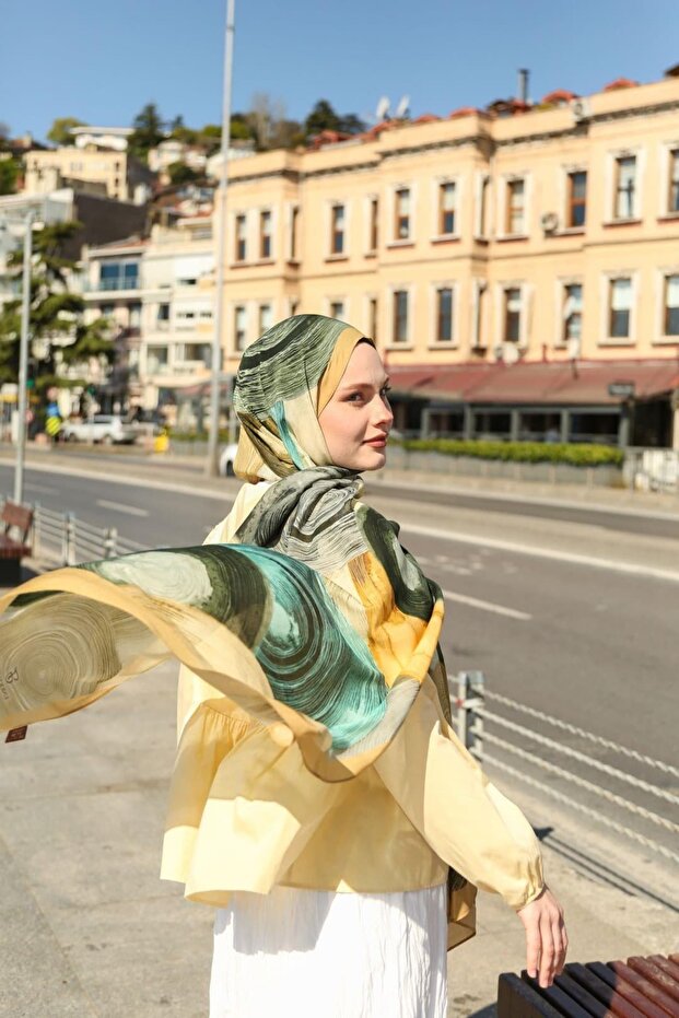 Petra Spiral Pattern Shawl - Yellow Green