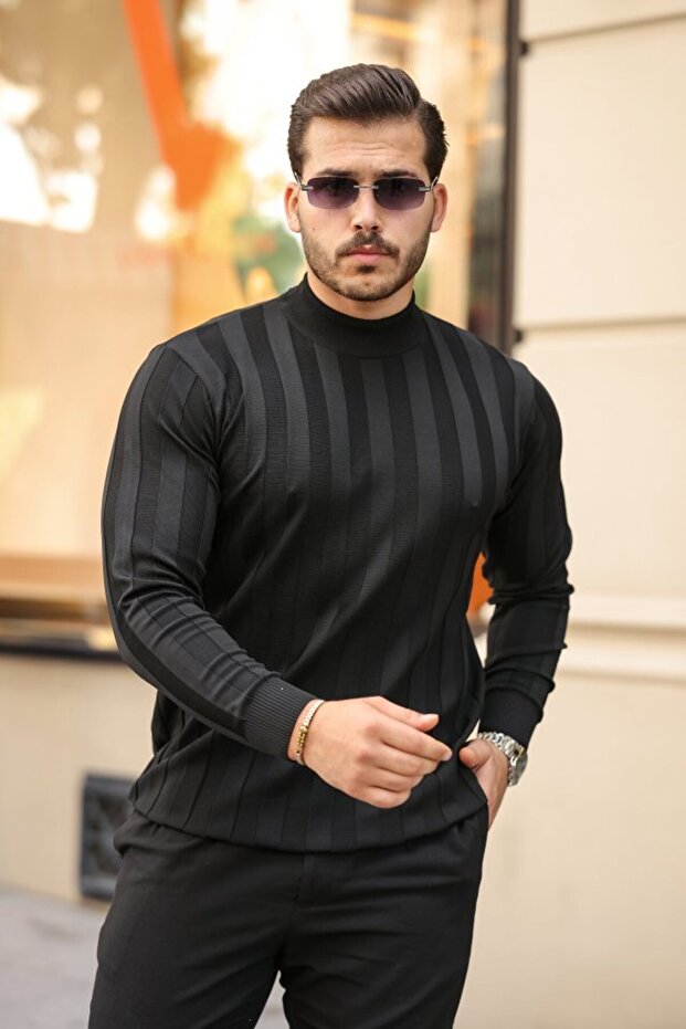 Men's Half Turtleneck Embossed Patterned Knitwear