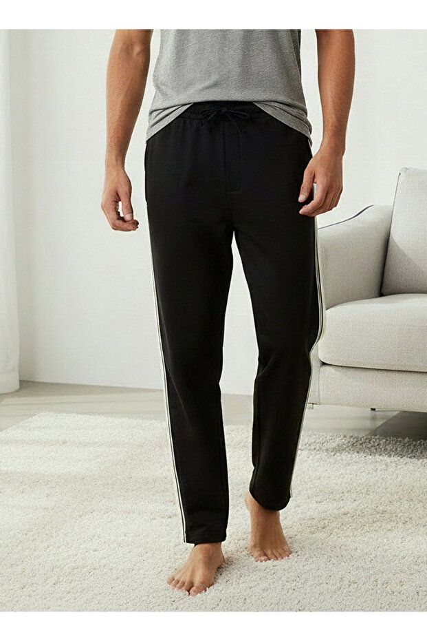 TAPE DETAIL JOGGER