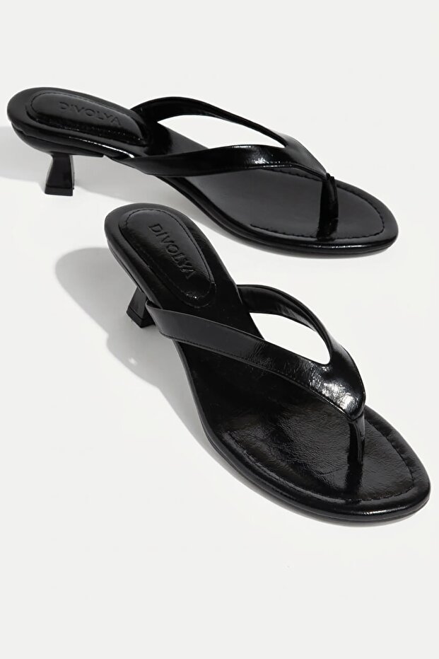 Talyano Black Cracked Patent Leather (3 cm Heel) Short Heeled Daily Use Slippers