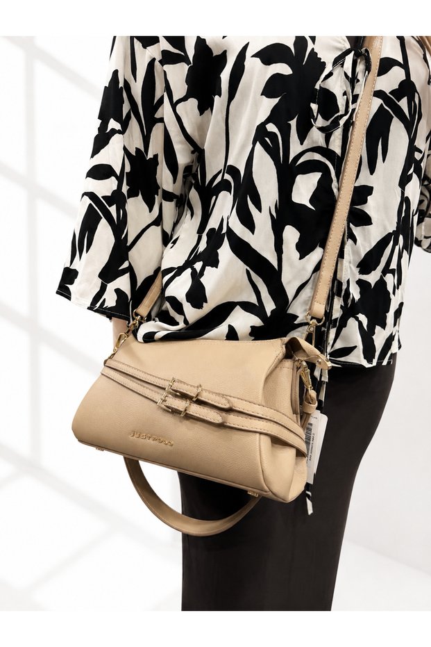 Comfort-Focused Multi-Compartment Women's Hand and Shoulder Bag