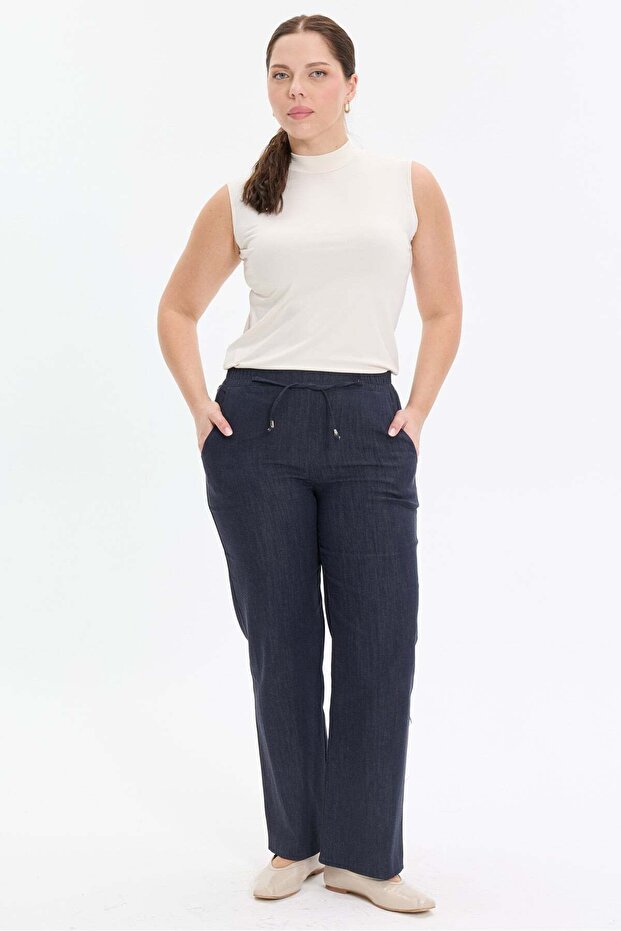 Women's Jeans with Elastic Waist Detail