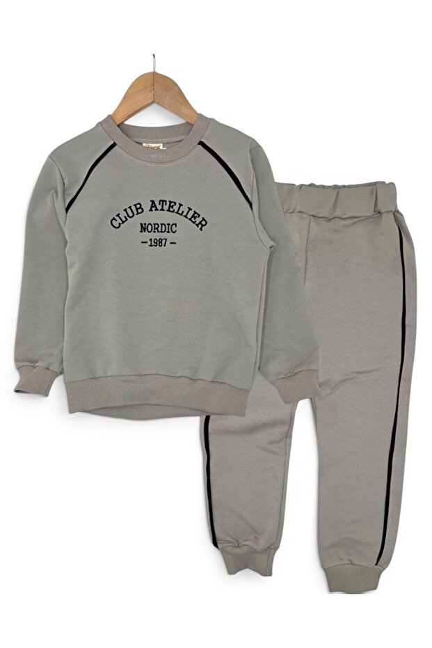 Boy's Embroidered Seasonal 2-Strap Compact Tracksuit Set for Ages 2-3-4-5-6-7-8-9-10