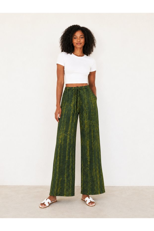 Elastic Waist Lace-Up Loose Comfortable Patterned Wrinkled Trousers