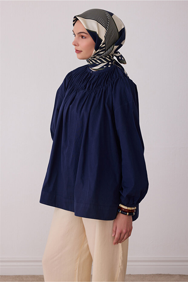 Navy Blue Geometric Pattern 100% Twill Silk Scarf 4401-56