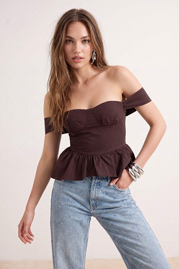 Kahverengi Büzgülü Peplum Detaylı Poplin Party Büstiyer TPRSS26BS00008