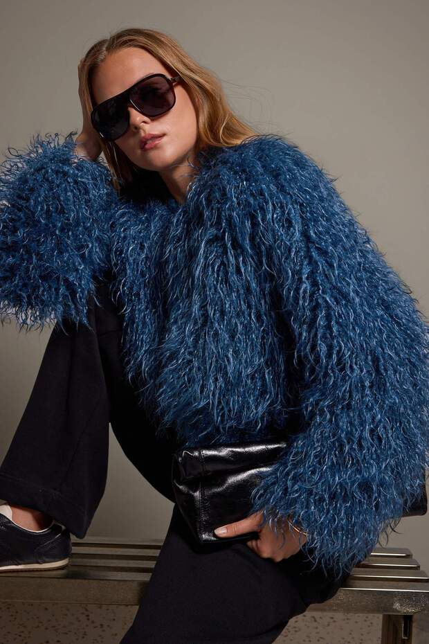 Lacivert Oversize Kalıp Suni Kürk Mont TWOAW27MO00054