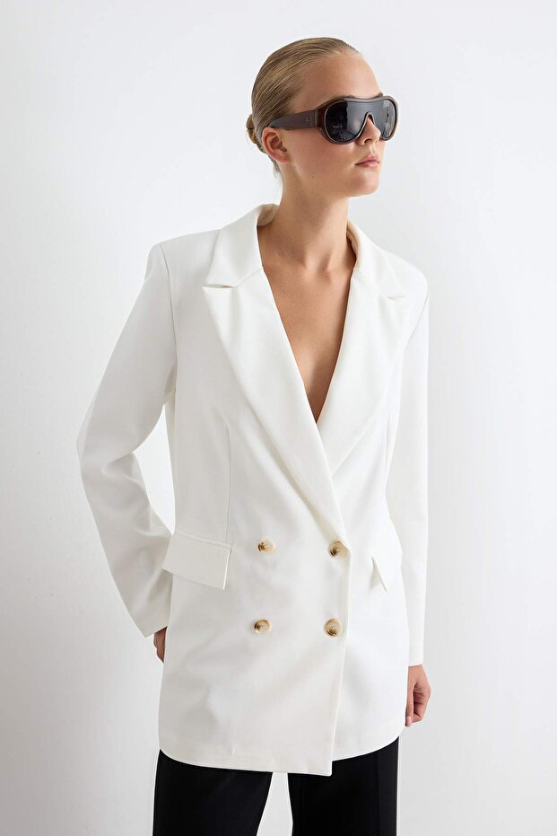 Beyaz Oversize Astarlı Düğmeli Dokuma Blazer Ceket TWOAW22CE0167 - 1