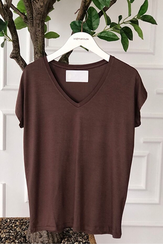 Tricou Basic cu decolteu în V - 3