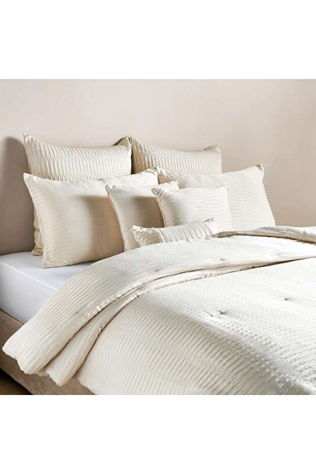 Hana 8-piece Seersucker King Comforter Set 220x240cm - Ivory