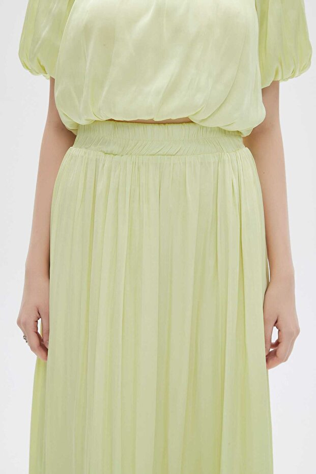 Solid Ruffled Maxi Skirt - 3