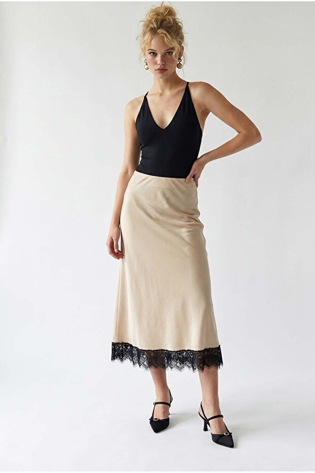 4889 Women's Lace Detailed Satin Midi Skirt Stone