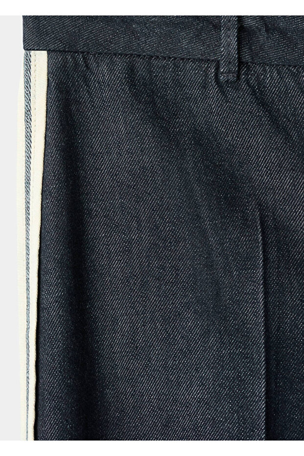 Gestreifte Jeans mit weitem Bein - 5