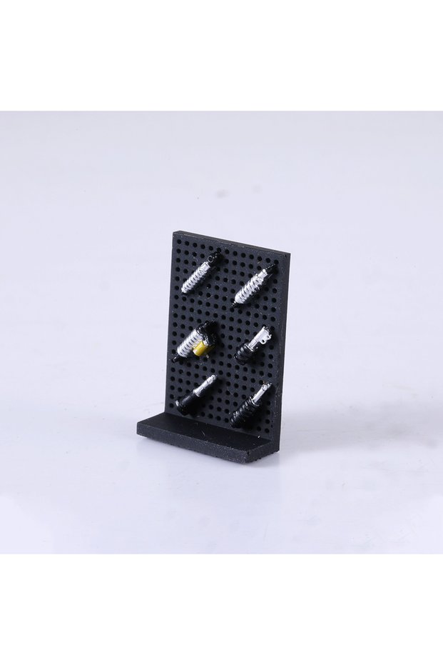 Accessories D 1/64 Scale Model Car Repair Shop Garage Display Wall Parts Resin Perforated Panel Set