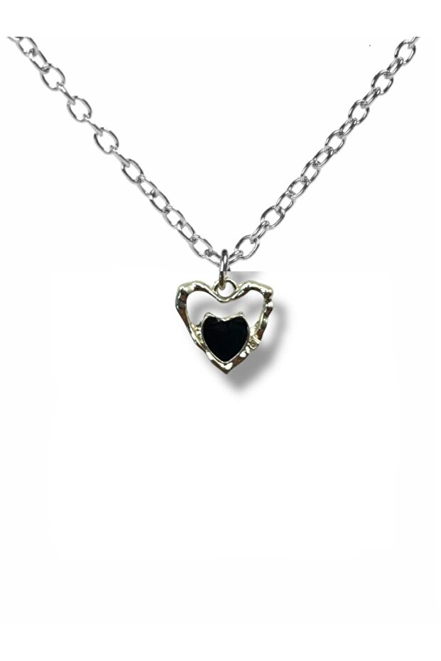 Heart Cut Black Stone Unisex Necklace – Symbol of Elegance and Mystery