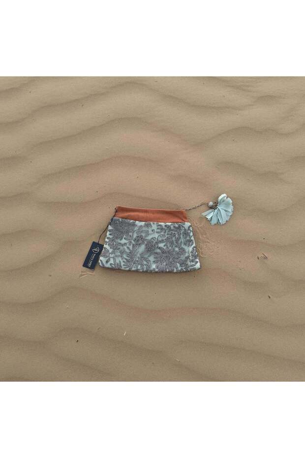 Naima Taaruf Handmade Clutch | Handcrafted Luxury Pouch, 27.5 cm × 20 cm | Bespoke Gifts UAE