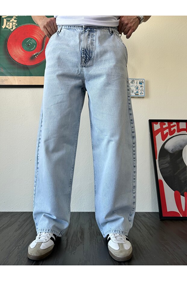 Ice Blue Washed Skater Fit Jean