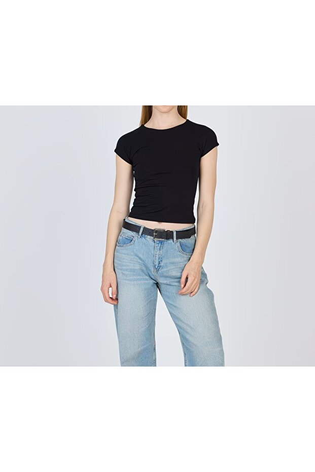Crew Neck Moon Sleeve Body with Open Waistline