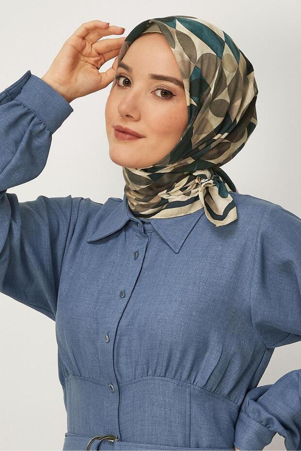 وشاح منقوش 8626
